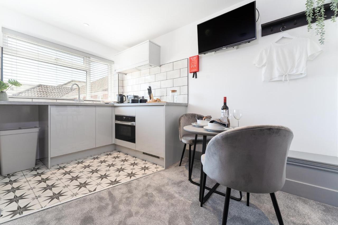 The Madison - Premium Self Check-In Studios & Apartments Саутгемптон Экстерьер фото